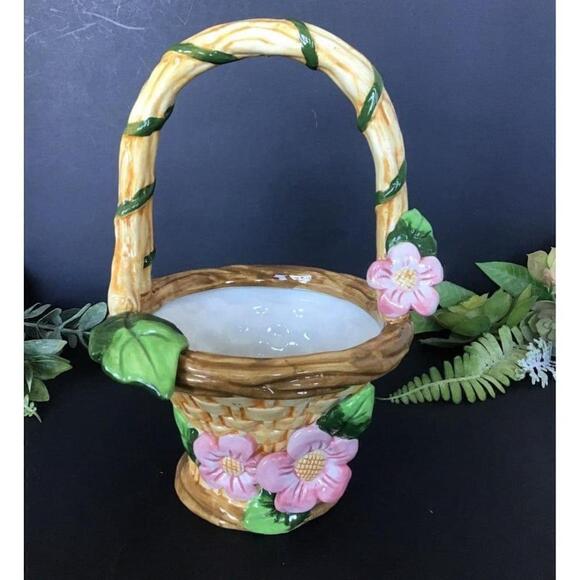 Other - Spring basket and flower Planter